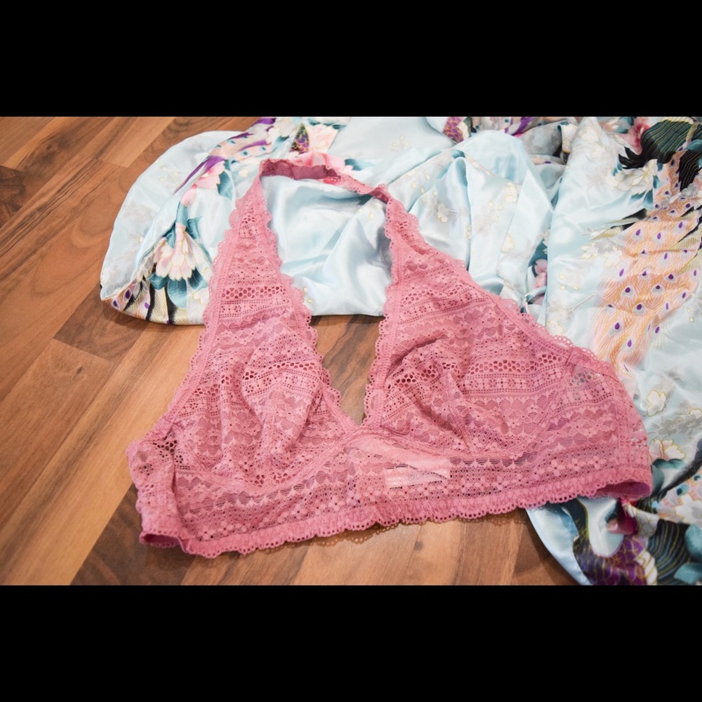 halter style Victoria’s Secret bralette